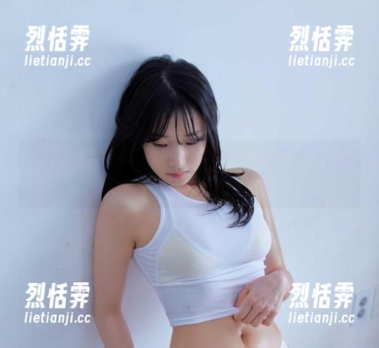 Myung Ah Myung AhLEEHEEEXPRESS更新了,这次的cos让我一秒沉醉!